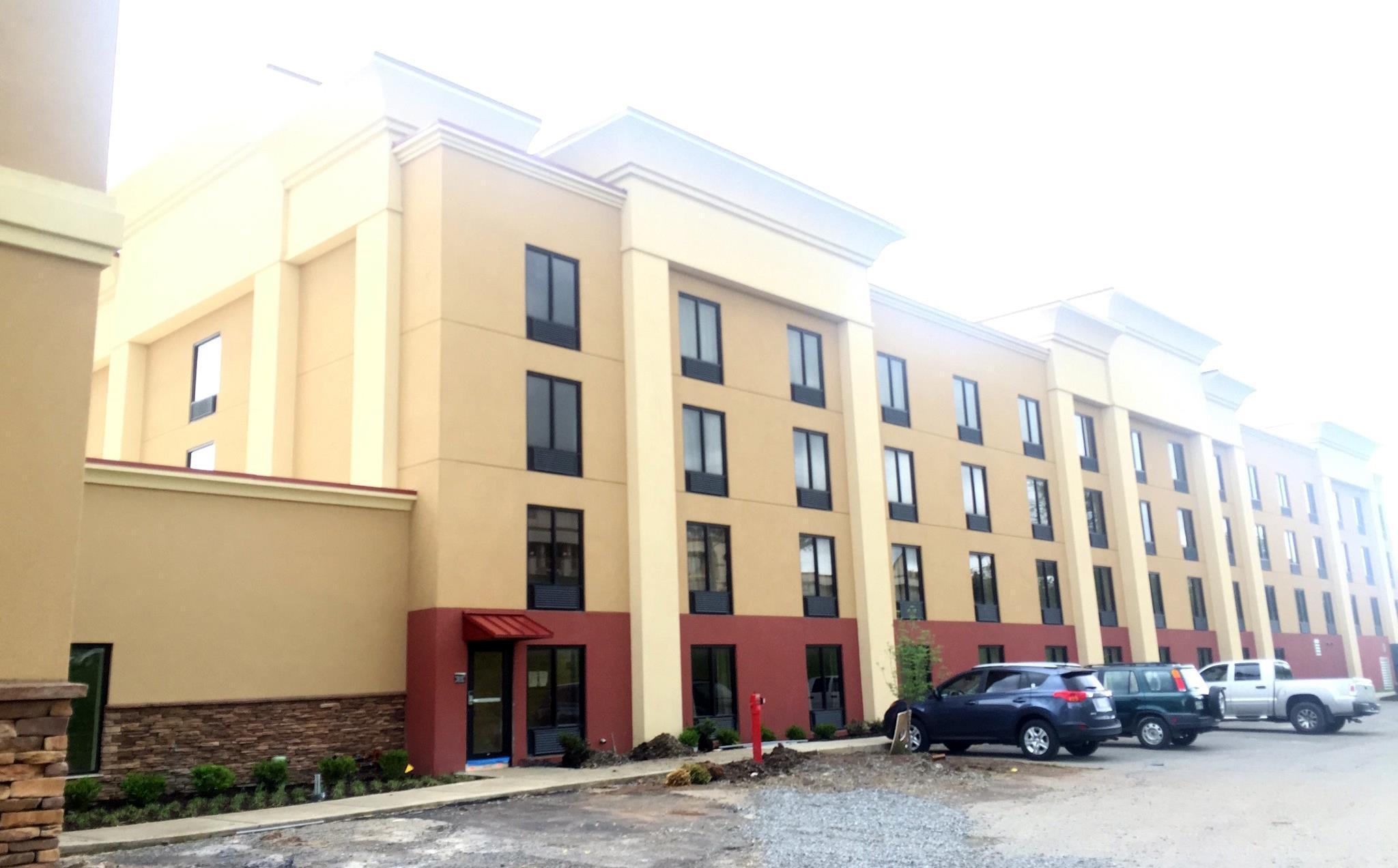 נאשוויל Best Western Plus Sunrise Inn מראה חיצוני תמונה