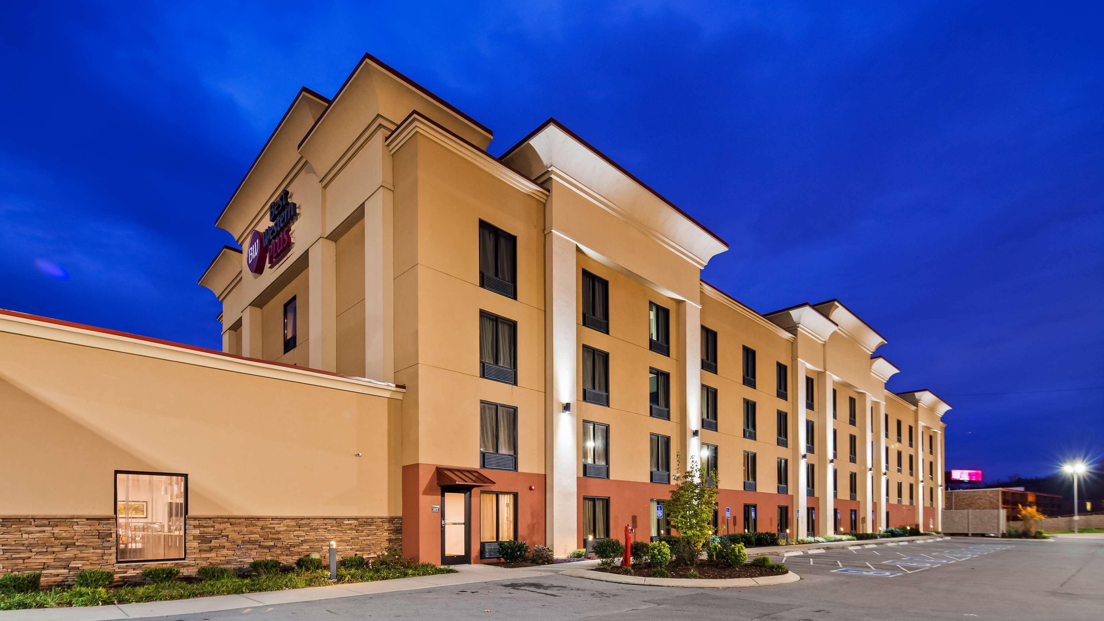 נאשוויל Best Western Plus Sunrise Inn מראה חיצוני תמונה